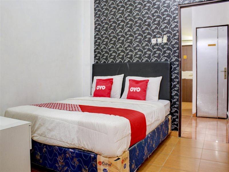 Oyo 3855 Homestay Semata Wayang Syariah Banjarbaru Extérieur photo