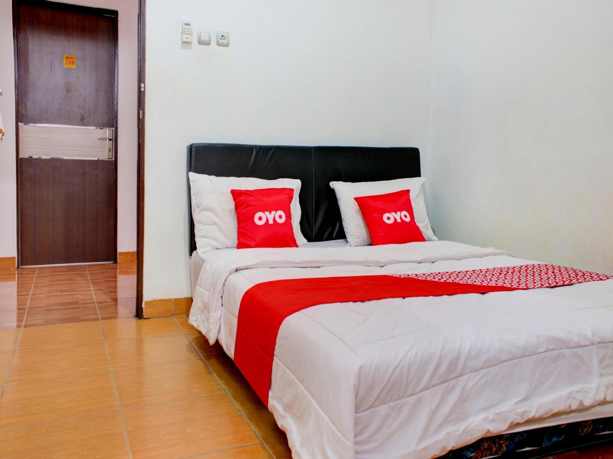Oyo 3855 Homestay Semata Wayang Syariah Banjarbaru Extérieur photo